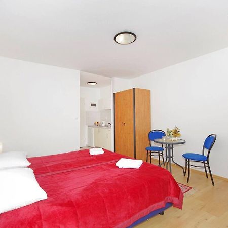 Apartments Javi - Free Private Parking 特罗吉尔 外观 照片